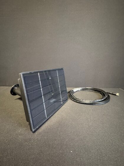 Zonnepaneel met ingebouwde accu