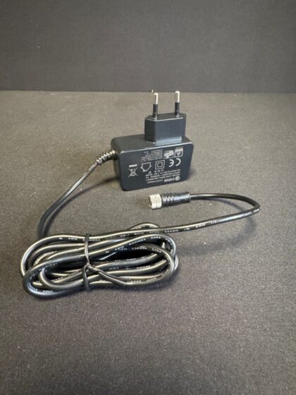 Adaptor 12 volt met connector